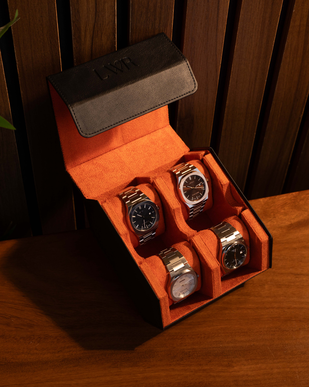 Raven Black x Orange - 4 Slot